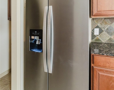 12604 Bay Avenue - Photo Thumbnail 24