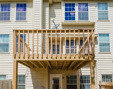 12604 Bay Avenue - Photo Thumbnail 29