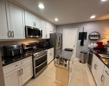 1816 E Royal Tern Lane - Photo Thumbnail 4