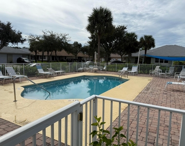 1816 E Royal Tern Lane - Photo Thumbnail 21