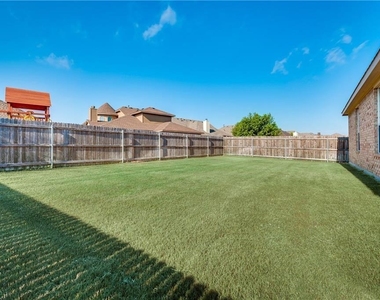 5601 Millers Creek Drive - Photo Thumbnail 18