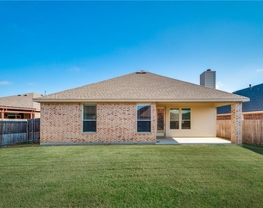 5601 Millers Creek Drive - Photo Thumbnail 17