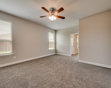2441 Bellatrix Drive - Photo Thumbnail 6