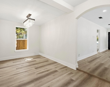 621 Truman Street - Photo Thumbnail 13