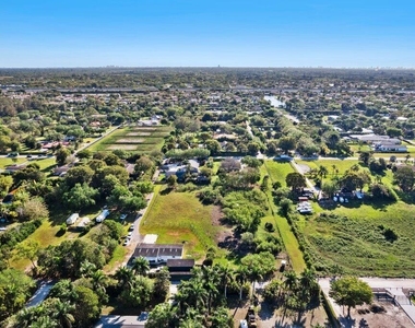 5400 Sw 162nd Avenue - Photo Thumbnail 3