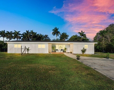 5400 Sw 162nd Avenue - Photo Thumbnail 1