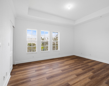 601 S Federal Highway - Photo Thumbnail 16