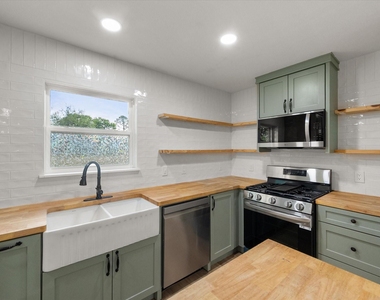 3514 Kings Circle - Photo Thumbnail 15