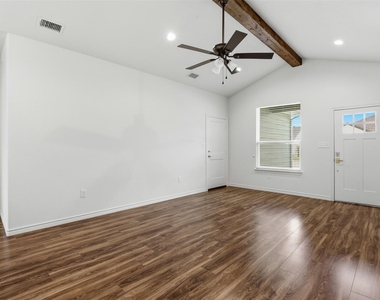 5718 Barkridge Drive - Photo Thumbnail 4