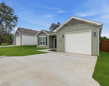 5718 Barkridge Drive - Photo Thumbnail 38
