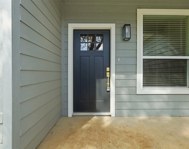 5718 Barkridge Drive - Photo Thumbnail 34