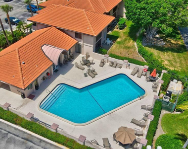 5200 E Club Circle - Photo Thumbnail 10