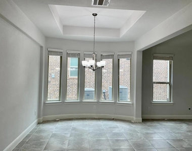 10705 Galveston Place - Photo Thumbnail 7