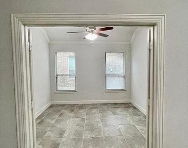 10705 Galveston Place - Photo Thumbnail 13
