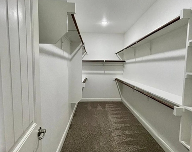 10705 Galveston Place - Photo Thumbnail 11