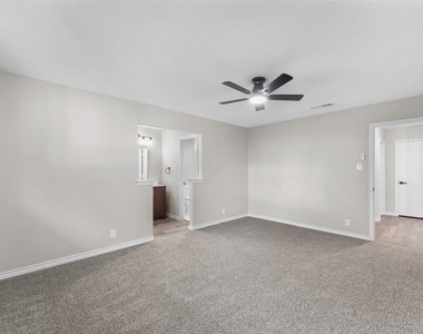 1441 Evergreen Drive - Photo Thumbnail 11