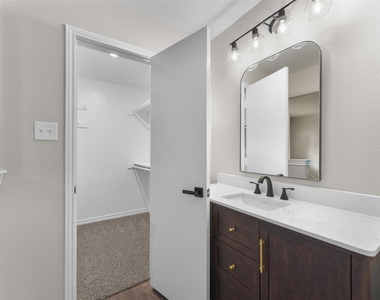 1441 Evergreen Drive - Photo Thumbnail 14