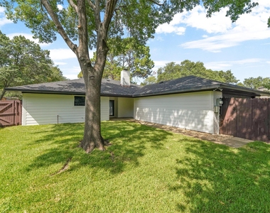 1441 Evergreen Drive - Photo Thumbnail 20