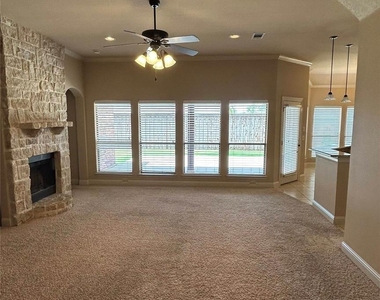 433 Chisholm Trail - Photo Thumbnail 2