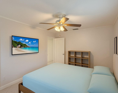 1613 Nw 4th Avenue - Photo Thumbnail 5