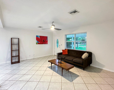 1613 Nw 4th Avenue - Photo Thumbnail 16