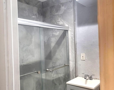 6765 Rose Drive - Photo Thumbnail 3