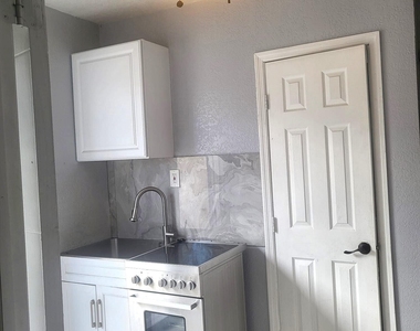 6765 Rose Drive - Photo Thumbnail 4