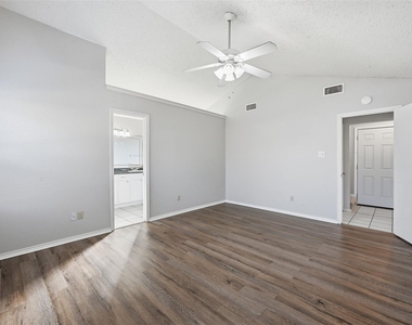 6421 Fairview Drive - Photo Thumbnail 13