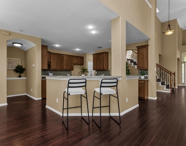 11701 Lampwick Lane - Photo Thumbnail 11
