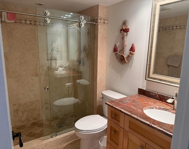 4900 N Ocean Boulevard - Photo Thumbnail 11