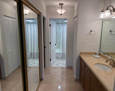 4900 N Ocean Boulevard - Photo Thumbnail 13
