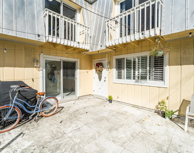 141 E Riverside Drive - Photo Thumbnail 30