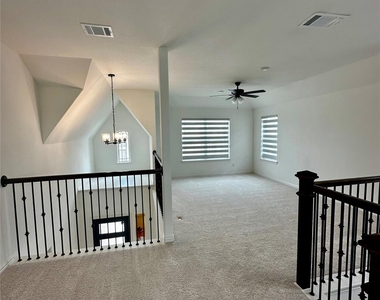 1212 Rosebay Drive - Photo Thumbnail 19