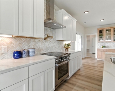 669 Massey Road - Photo Thumbnail 9
