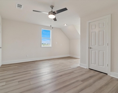 669 Massey Road - Photo Thumbnail 24