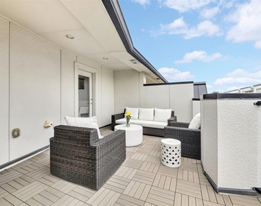 610 Dalton Lane - Photo Thumbnail 22