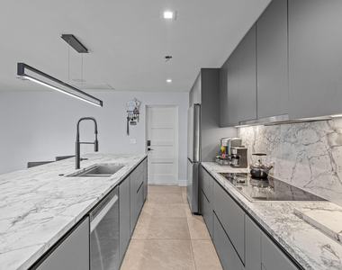 10140 Nw 37th Street - Photo Thumbnail 16