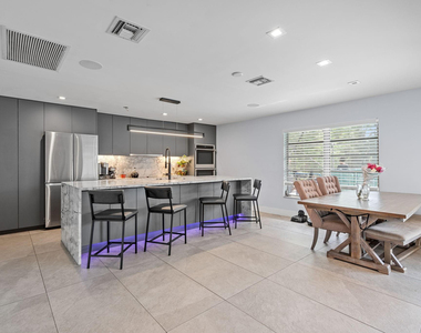 10140 Nw 37th Street - Photo Thumbnail 18