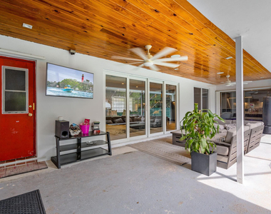 10140 Nw 37th Street - Photo Thumbnail 32