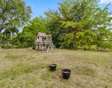 10140 Nw 37th Street - Photo Thumbnail 47