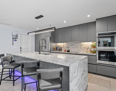 10140 Nw 37th Street - Photo Thumbnail 13