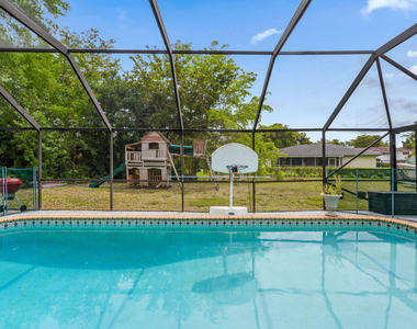 10140 Nw 37th Street - Photo Thumbnail 40