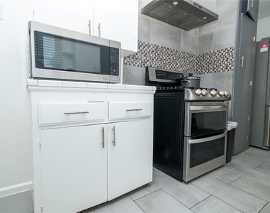 6547 Starling Circle - Photo Thumbnail 13