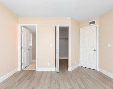 11419 Nw 35th Street - Photo Thumbnail 6