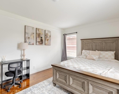 916 Acorn Street - Photo Thumbnail 15