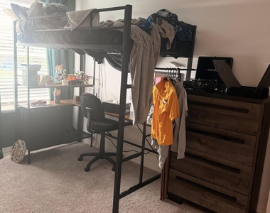 590 Se Faith Terrace - Photo Thumbnail 5