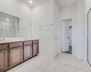 4108 Forest Bend Road - Photo Thumbnail 12
