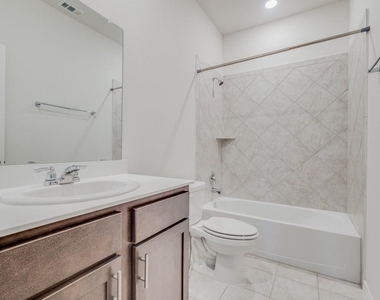 4108 Forest Bend Road - Photo Thumbnail 18