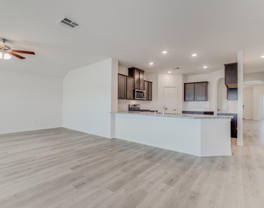 4108 Forest Bend Road - Photo Thumbnail 11