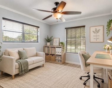 3647 Whitehall Drive - Photo Thumbnail 6